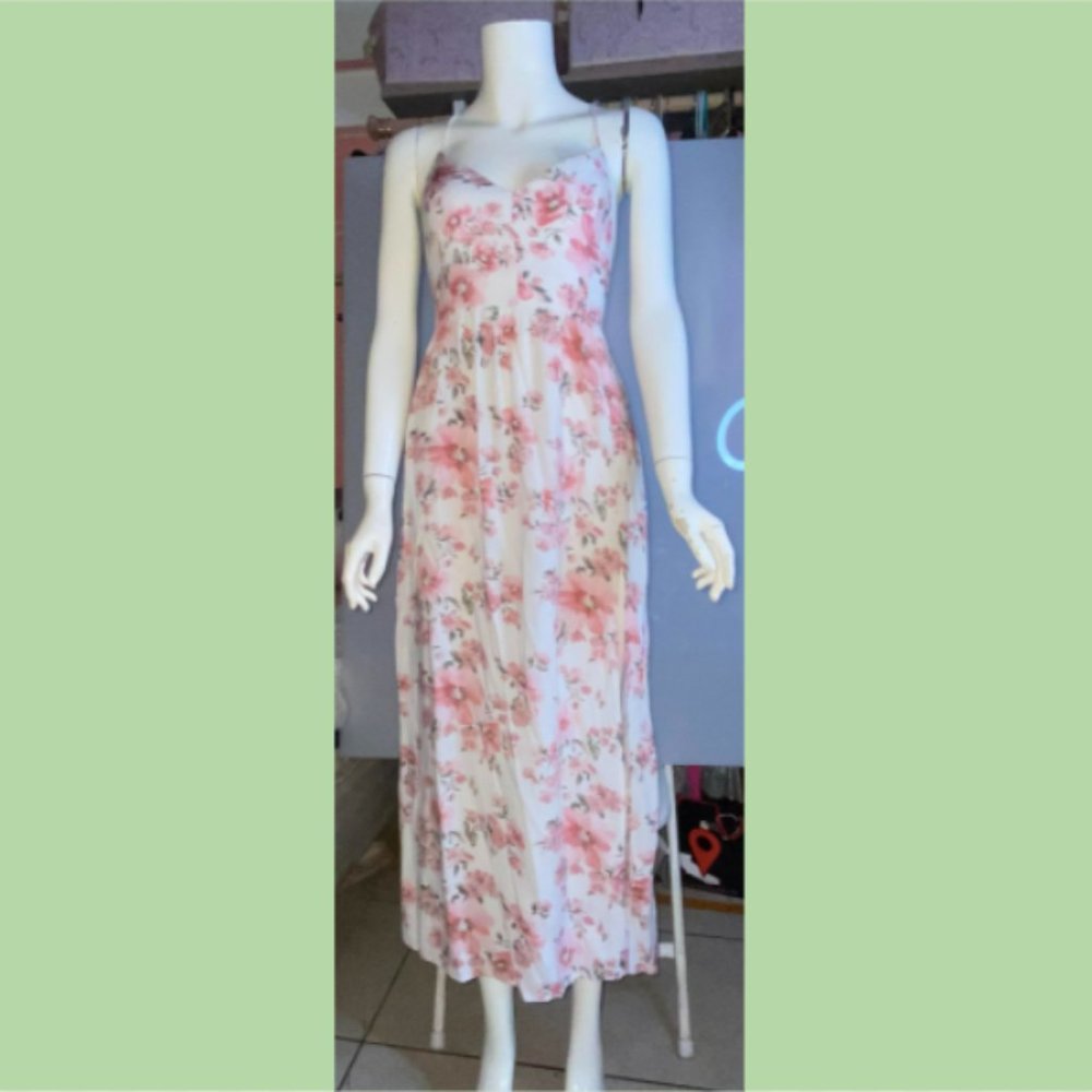 white Floral lace up maxi dress